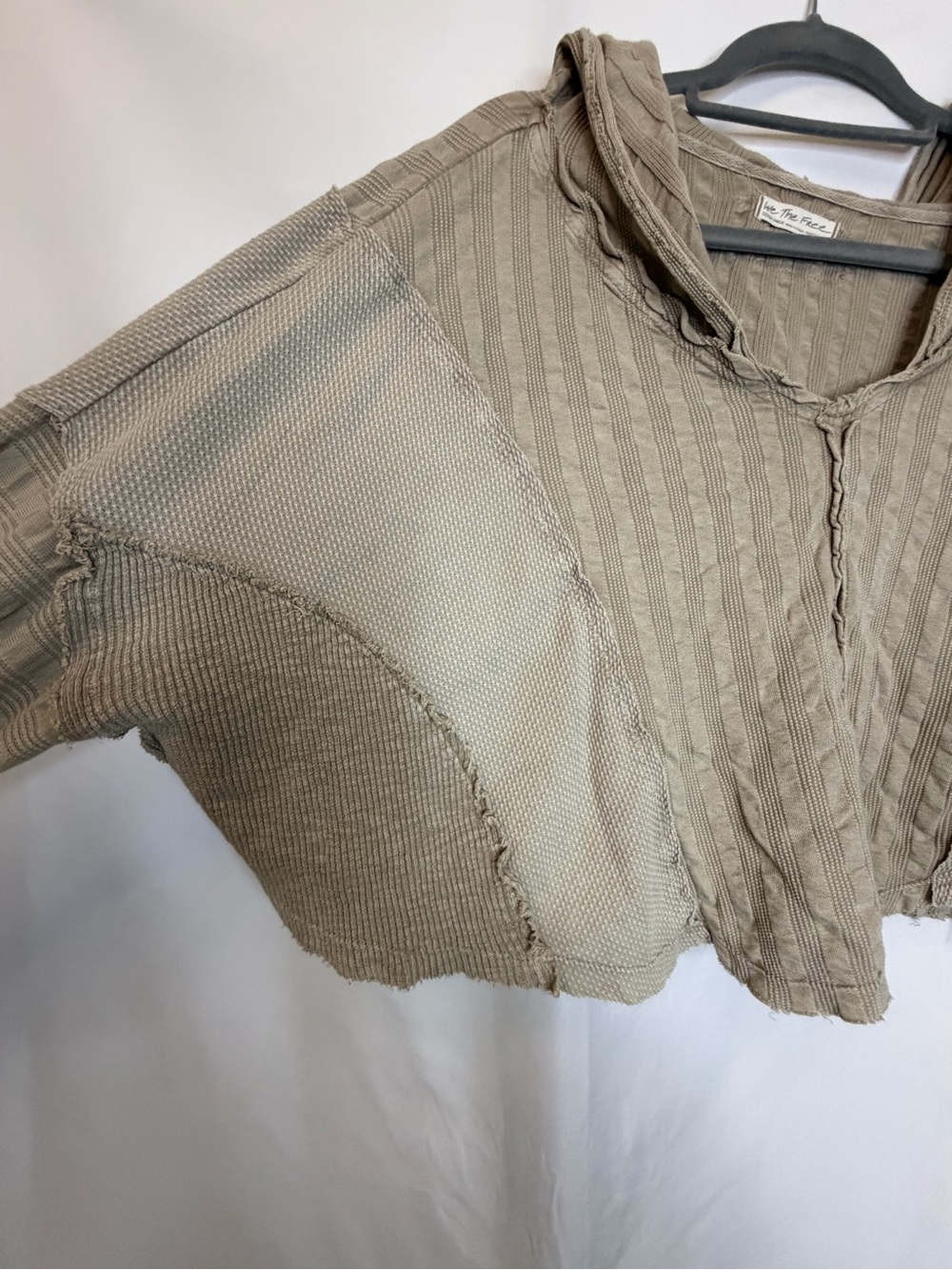 Free People We The Free Aries Hoodie Taupe Hooded Thermal Patchwork Cropped Top - Picture 6 of 11
